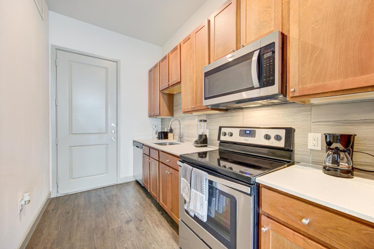 Trendy Downtown 1Bd/Freeparking/Wi-Fi/Pool Appartement Houston Buitenkant foto