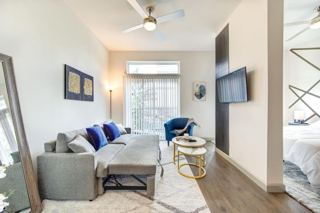 Trendy Downtown 1Bd/Freeparking/Wi-Fi/Pool Appartement Houston Buitenkant foto