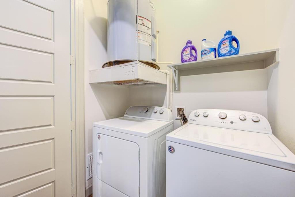 Trendy Downtown 1Bd/Freeparking/Wi-Fi/Pool Appartement Houston Buitenkant foto