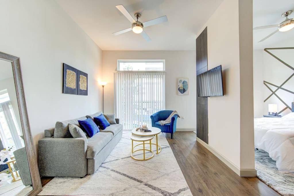 Trendy Downtown 1Bd/Freeparking/Wi-Fi/Pool Appartement Houston Buitenkant foto