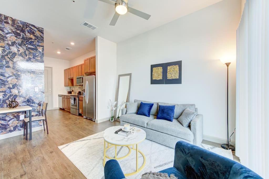 Trendy Downtown 1Bd/Freeparking/Wi-Fi/Pool Appartement Houston Buitenkant foto